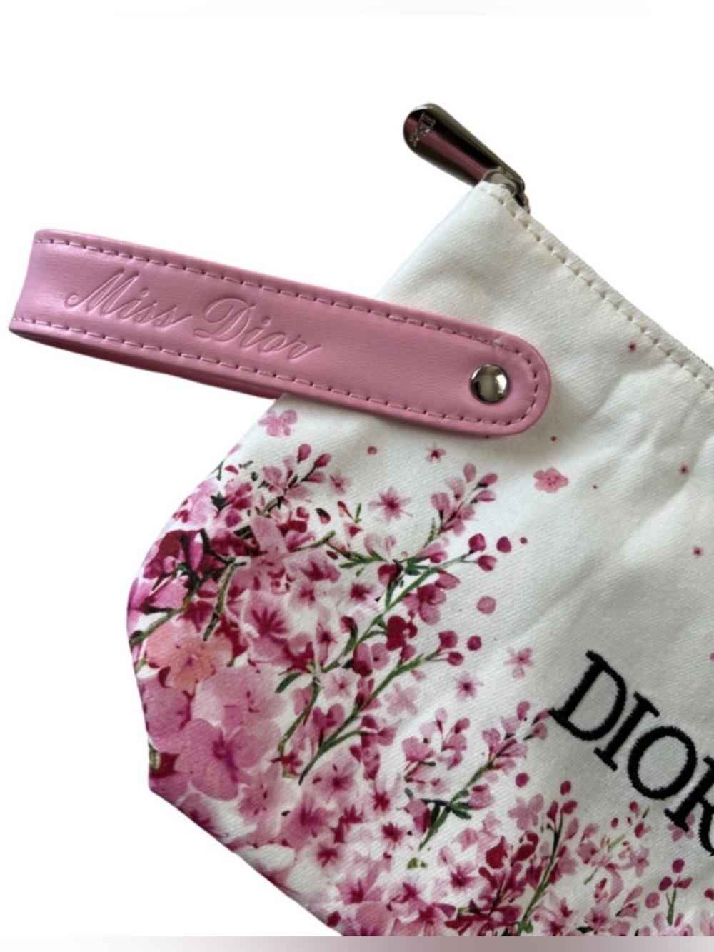 Dior Bundle Blooming Pink Flowers with Mini size Dior Lip Maximiser NWOT GWP - Picture 4 of 8